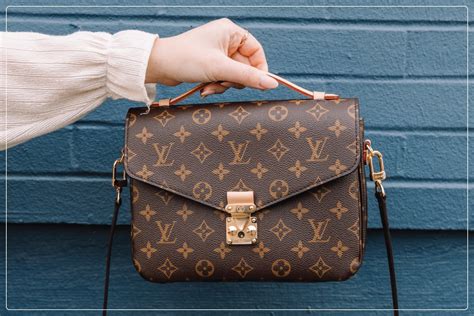 louis vuitton purse torkish fake|Louis Vuitton purses stitches.